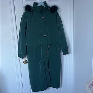 Women's vintage Green Parka Coat.